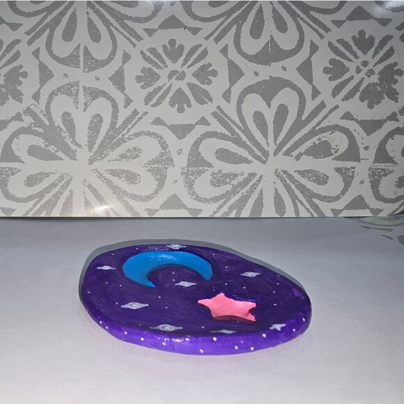 ✨ Wish Dish – Handmade Clay Moon & Star Art | One of a Kind | Great Add-on - Picture 6 of 7